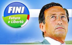 Chi ha colorato Gianfranco Fini? Chi ha Liftato la Moratti?